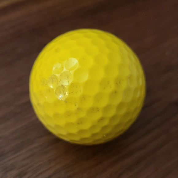 Yellow M&M golf ball - Picture 2 of 2